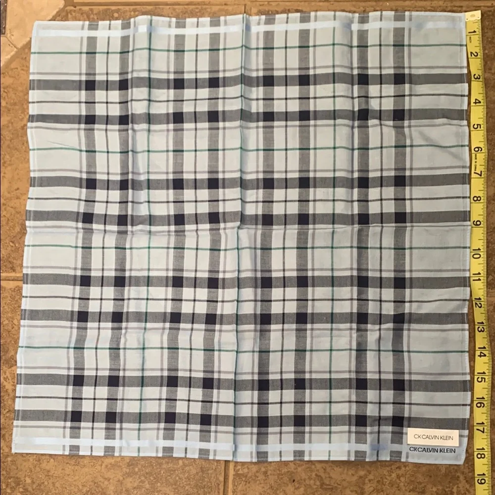 CK Calvin Klein Plaid Handkerchief! - Picture 3 of 8
